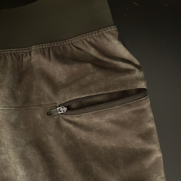 Lululemon THE Shorts 9” - Picture 3 of 5
